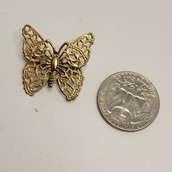 ▪︎Butterfly Brooch - Picture 2 of 5